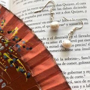 FRESHWATER MALLORCA BON BON EARRINGS